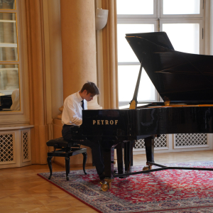 zus-ja-ru-vecer-17-04-2026@kristina-dzurickova-012